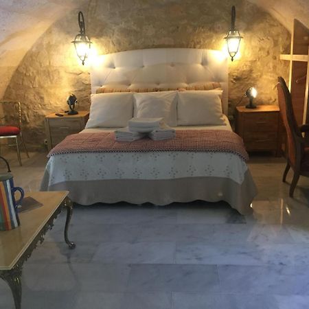 Casa La Palma La Cave Voutee Bed & Breakfast Courmelles Exterior photo